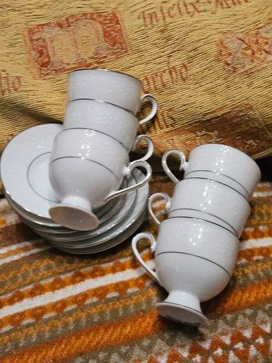 Fine china. Handcrafted Ireland. Coffee cups, Milk & Sugar