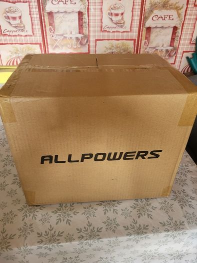 Portable power station