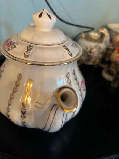 Sadler Teapot