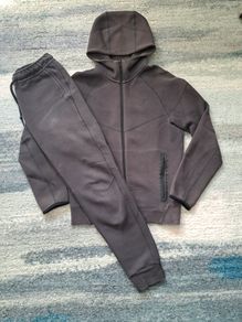 Nike Tech Fleece Grey