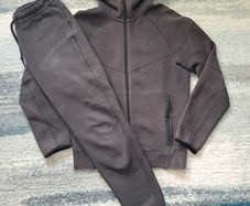 Nike Tech Fleece Grey