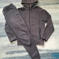 Nike Tech Fleece Grey