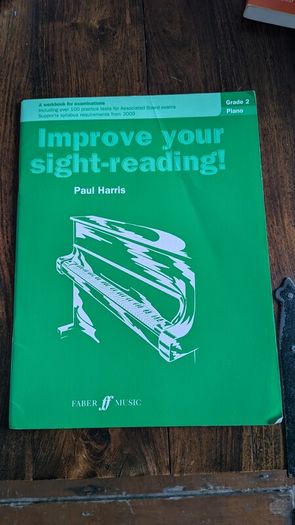Improve your Sight-reading - Grade 2 Piano