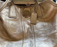 coach mid bag