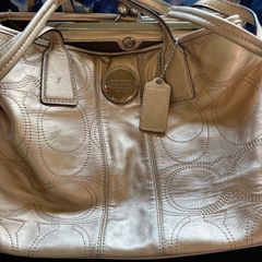 coach mid bag