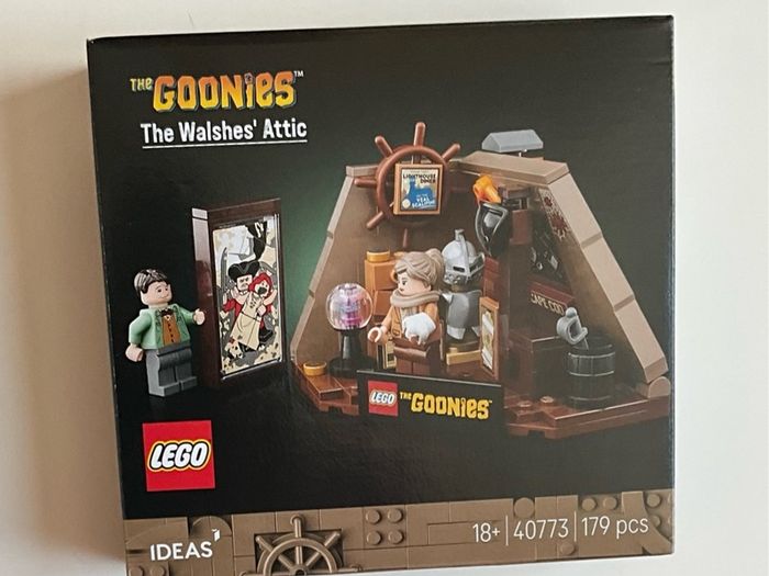 Lego 40773 the goonies walshes' attic