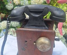 1946/47 Antique Bell Phone Untested
