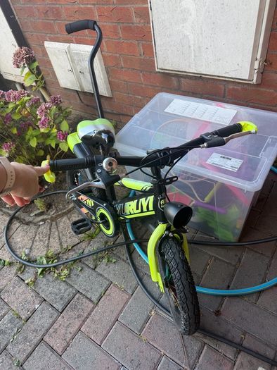 boys toddler bike
