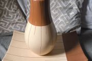 nice collectable vase with base plate