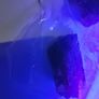 Black fluorite uv reactive 10e Image 5