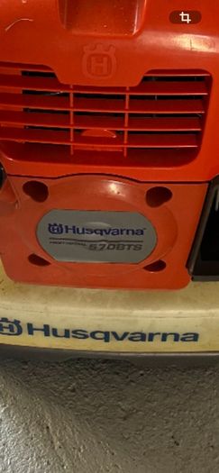 Husqvarna 570BTS leaf blower