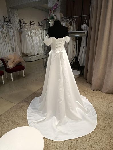 wedding dress from Paris