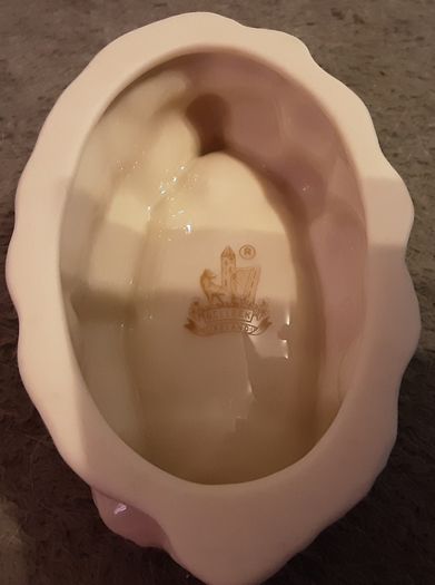 Belleek boat