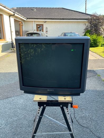 Sony Trinitron CRT Retro Gaming 4:3