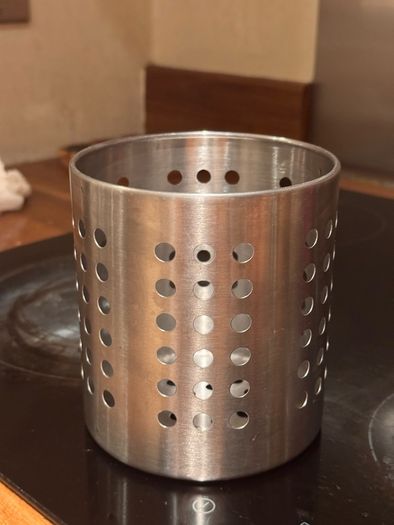 Cutlery holder