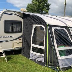 Bailey Pagent 2009 Twin axle fixed bed caravan
