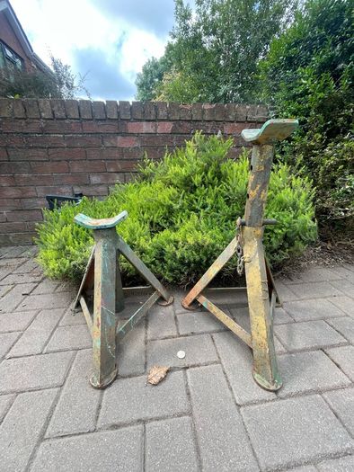 Jack stands (heavy duty)
