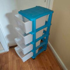 Portable Chest of Drawers 4