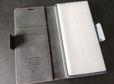 CaseMe Leather Flip case for Samsung S22 Ultra with 2 card slots
