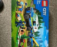 LEGO City Police Dog Training Unit 60369 Brand New