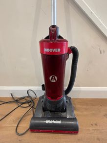 Hoover Vacuum Cleaner - Model WR71