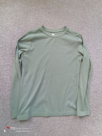 women's long sleeves top. Size L
