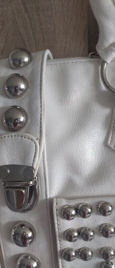white big bag with studs
