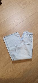 Wide Legs Jeans - 12