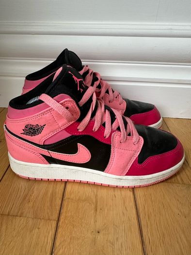 Nike Air Jordan 'Coral Chalk' Boots