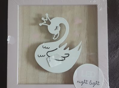 New Light Up Wooden Swan Picture