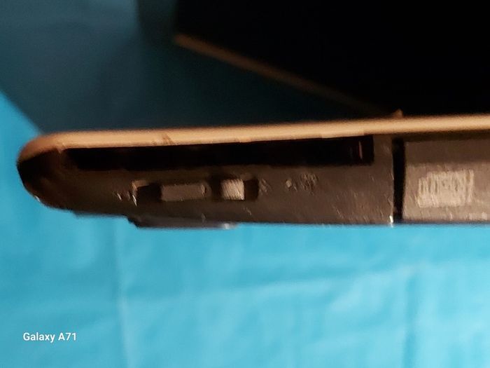 Dell Inspiron 1525, Model PP26L, Windows 7 Professional, 3GB Ram, 250GB HDD, Intel Pentium Dual CPU T2330 1.6GHz, Firefox, Opera, Chrome, and VLC