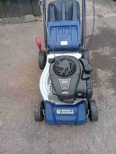 spear +Jackson lawnmower