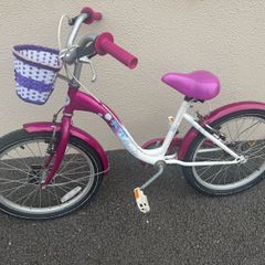 Girls bike