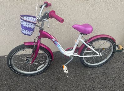Girls bike