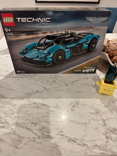 Lego 42208 Technic - Aston Martin Valkyrie