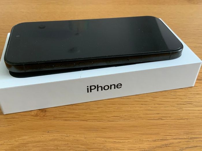 Apple iPhone 16 Pro 512G Black Titanium