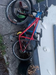 2 bikes for sale can be sold separate carrera vengeance for parts or repair needs two tubes and gears don't really work 40 euro or 2 for 50