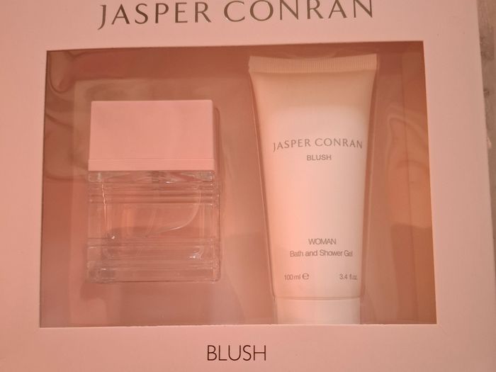 New Jasper Coran blush set
