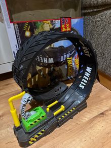 Hot Wheels Monster Trucks