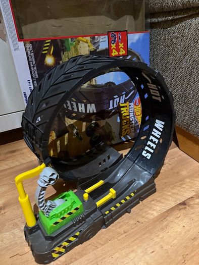 Hot Wheels Monster Trucks