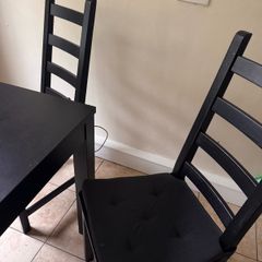 ikea table and 6 chairs