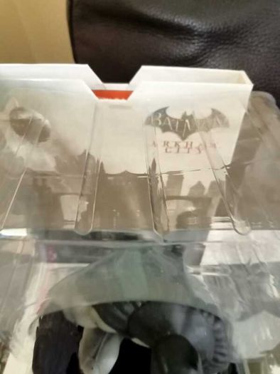 Batman: Arkham City Collector's Edition Xbox 360 - Complete Set with Statue