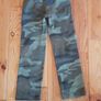 Age 6-7 GAP Camo Joggers Image 2