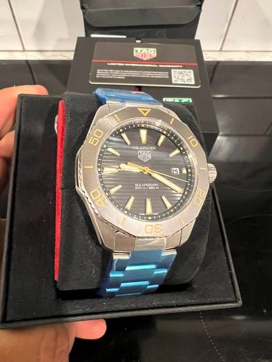 TAG Heuer Aquaracer Professional 200 Solargraph