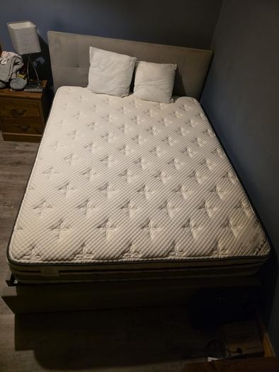 Bed and mattress