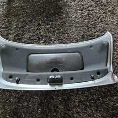 BMW M 5 sport , bmw trunk , color A52