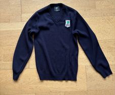 Athy college jumper size 30/31