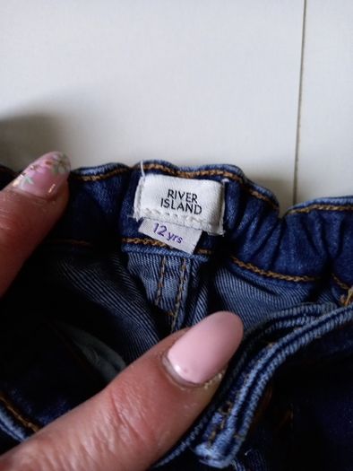 Girls jumper and jeans