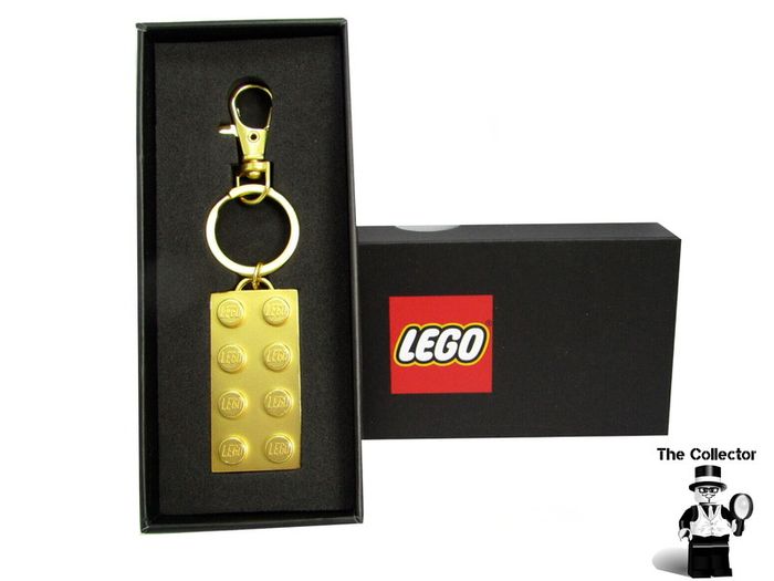 LEGO VIP Gold Lego Store Gold Membership Limited Edition Chrome Gold Key Chain Very Rare Not For Sale In Stores Or Online