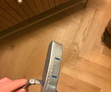 Left handed Cleveland Huntington beach soft blade putter